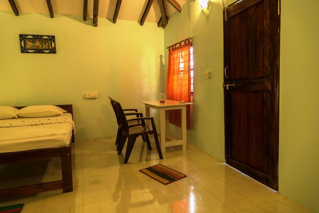 Sunway Cottages Мандрем Экстерьер фото